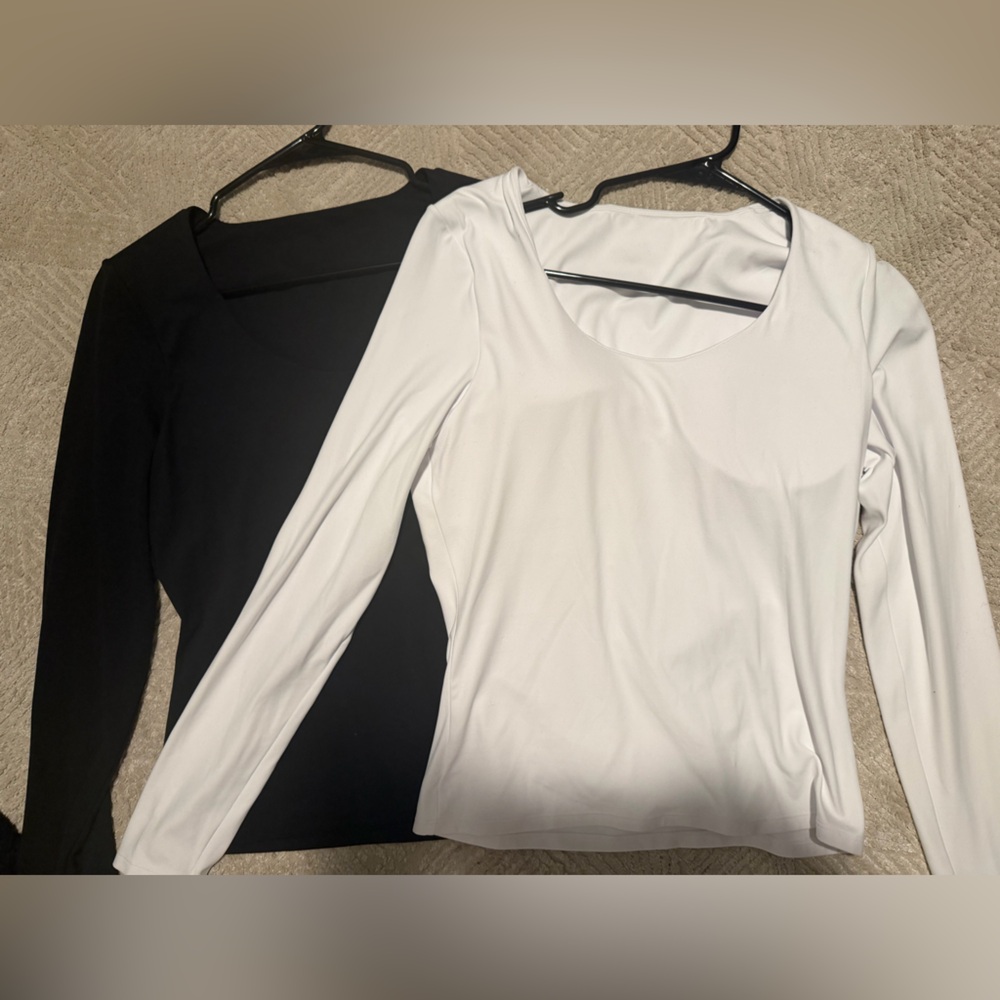 Oner Active Women's Long Sleeve Scoop Neck Top - White & Black